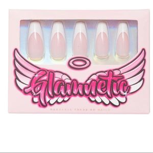 Glamnetic | Press on Nails | So Classy | Long Coffin